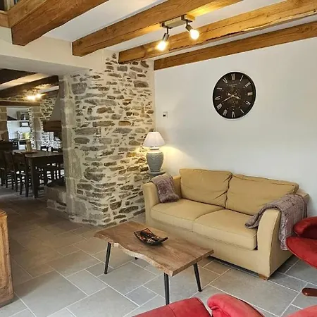 Nyaraló Oustal De Piarelle